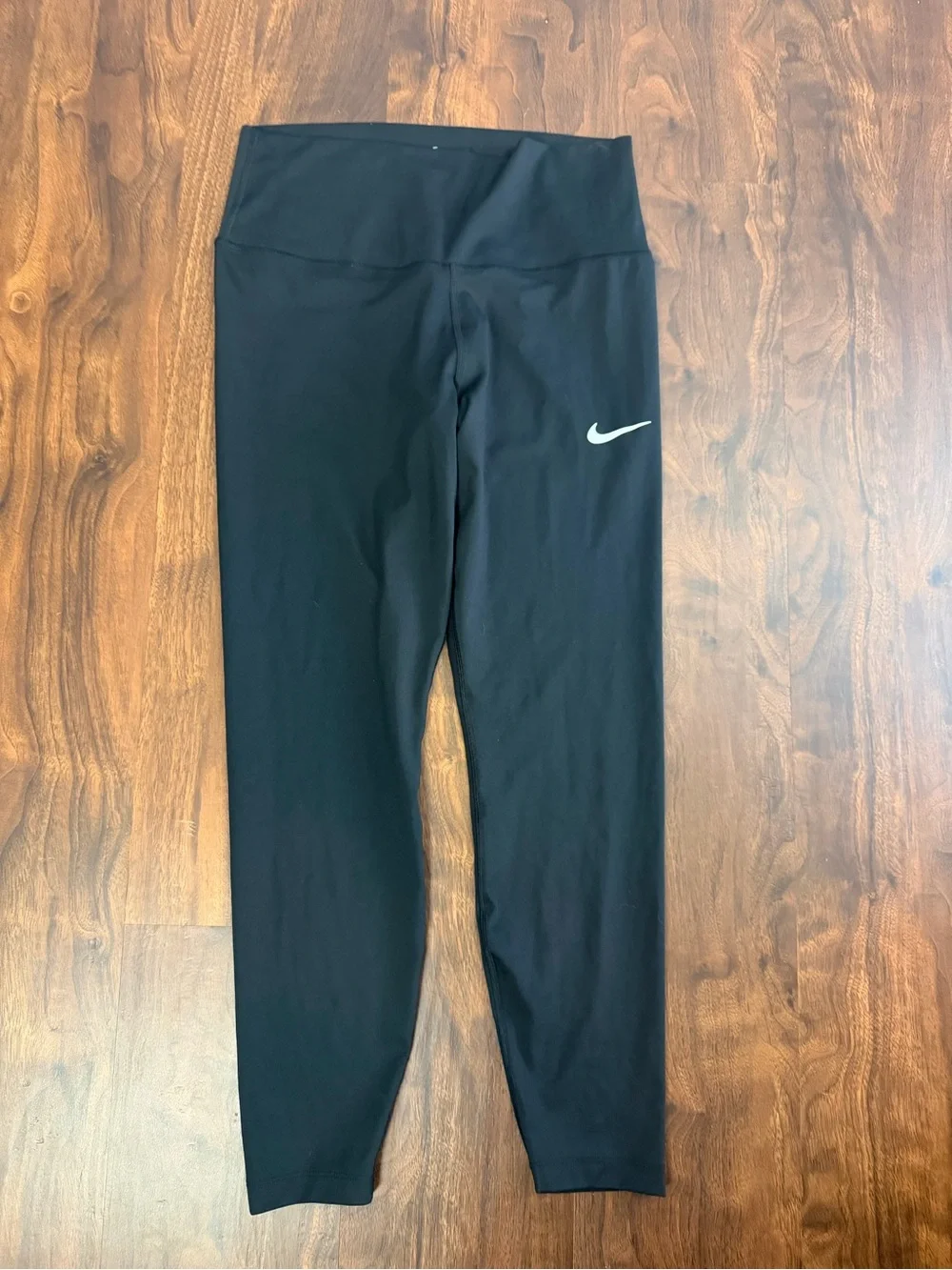 Nike Dri-Fit Bliss Victory Mid-Rise Training Pant